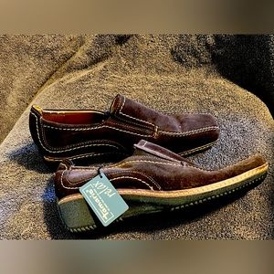 Tamaris Telax walking shoes. Made in Germany of suede and leather. Size8